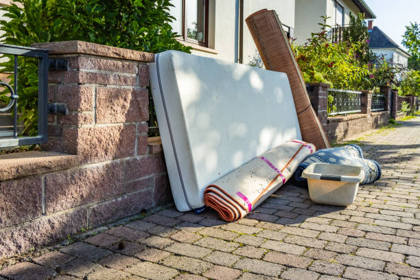 Best Basement Cleanout Services  in Longbranch, WA